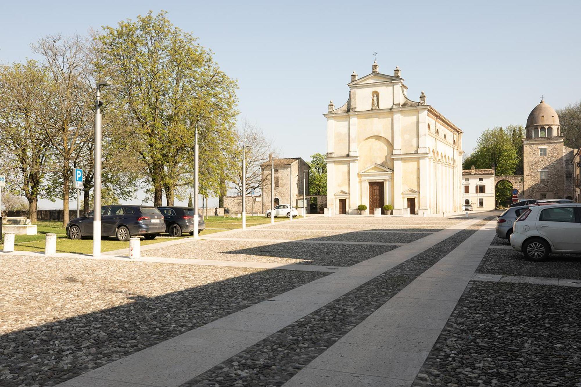 Relais La Rocca Solferino Bed & Breakfast Exterior photo