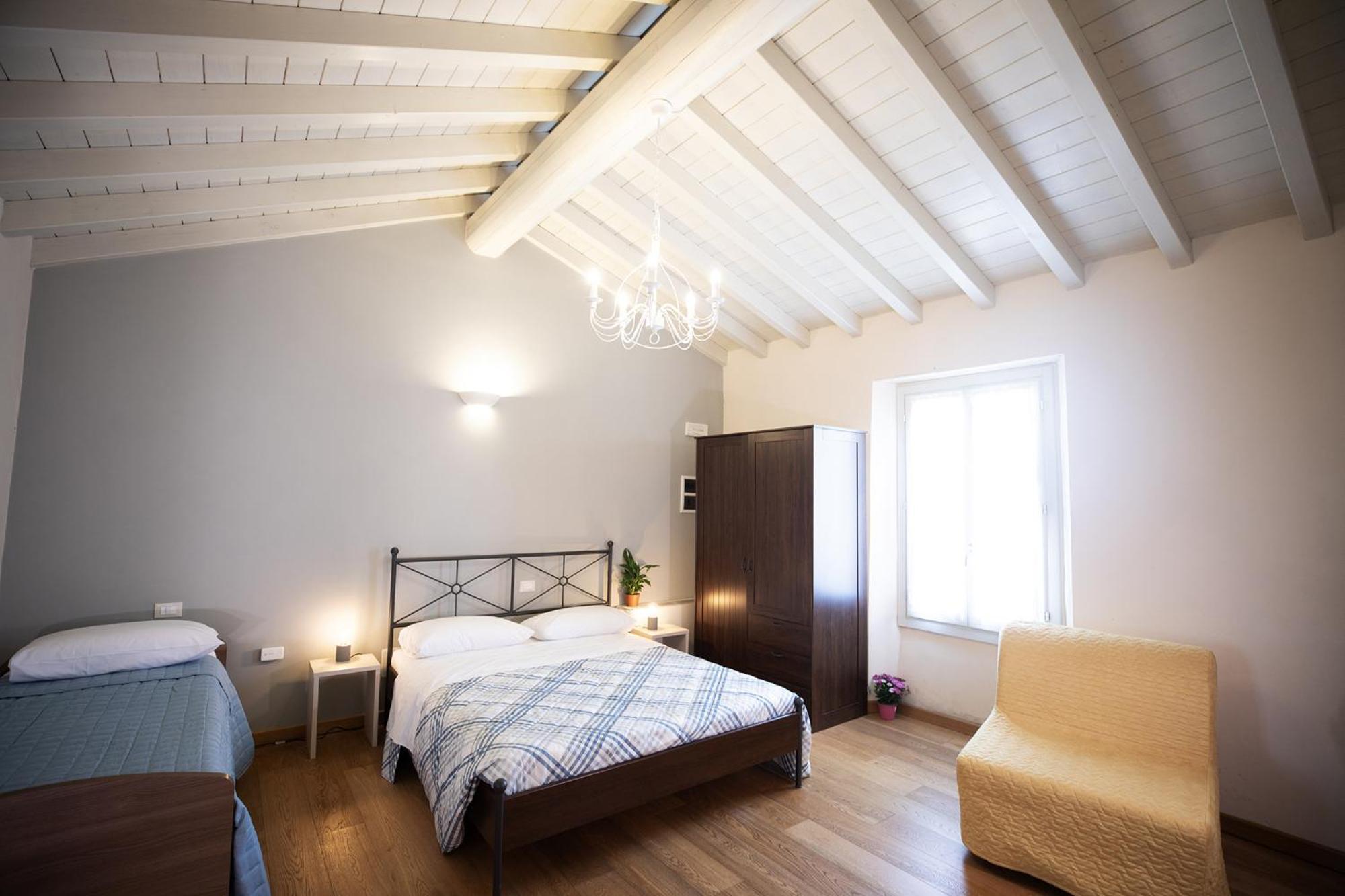 Relais La Rocca Solferino Bed & Breakfast Exterior photo