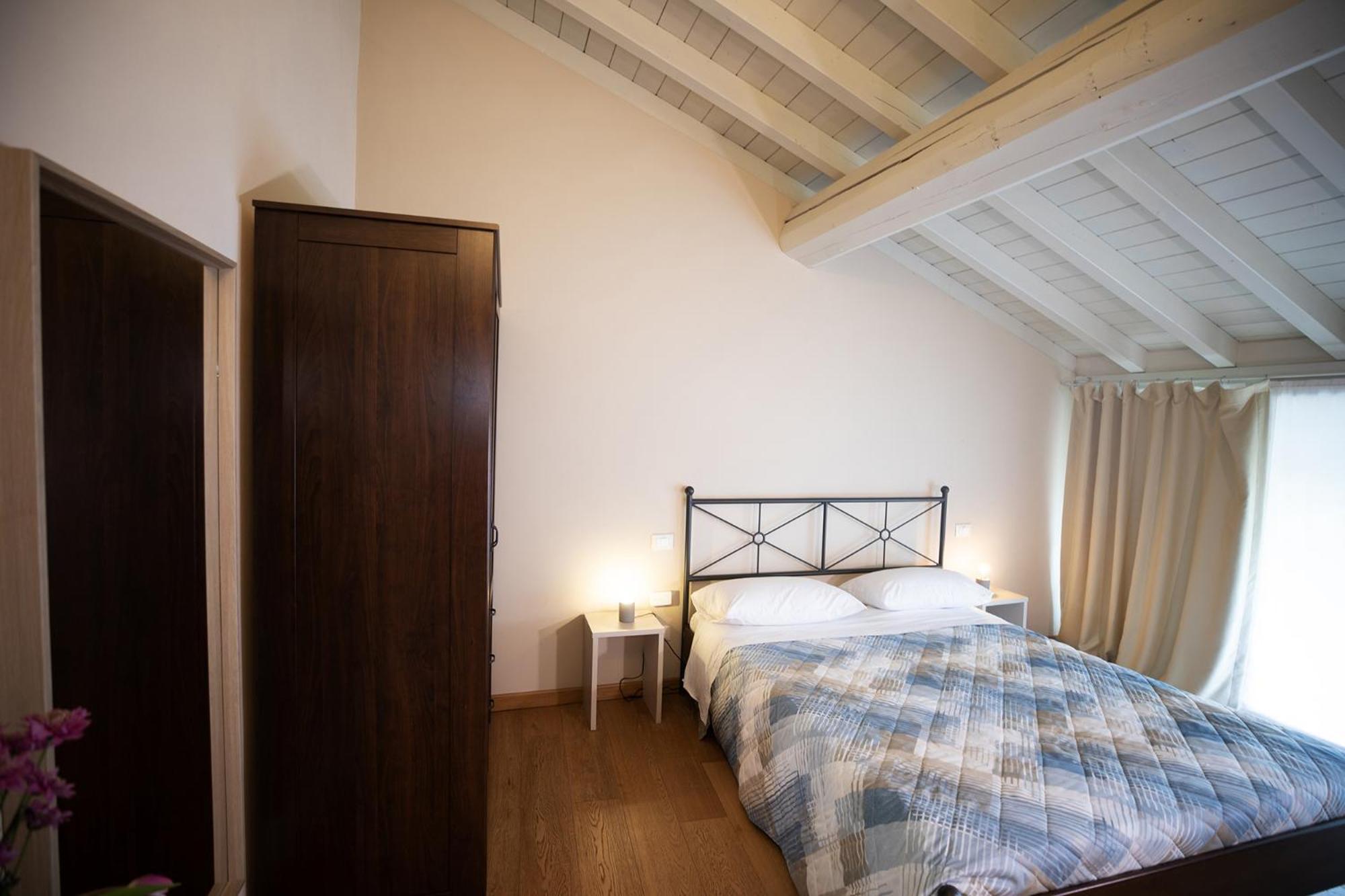 Relais La Rocca Solferino Bed & Breakfast Exterior photo